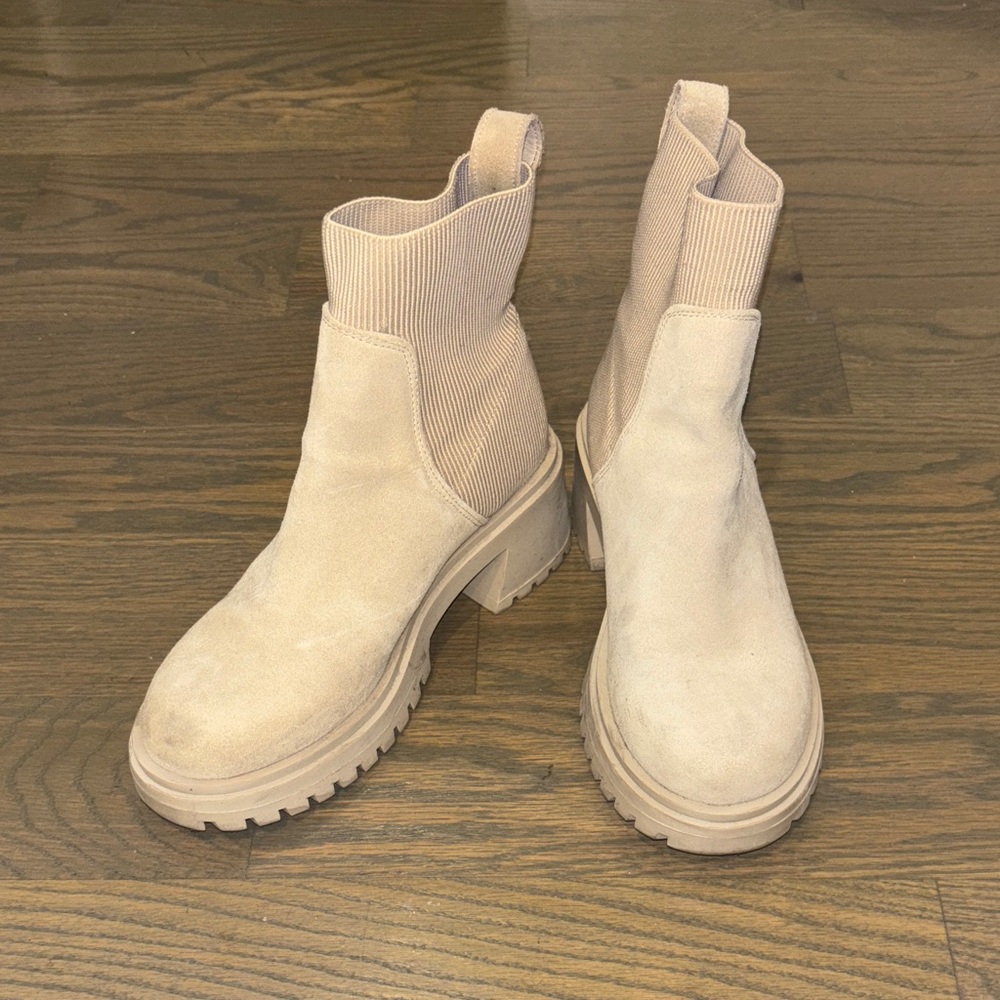 Steve Madden Cream Heeled Boots